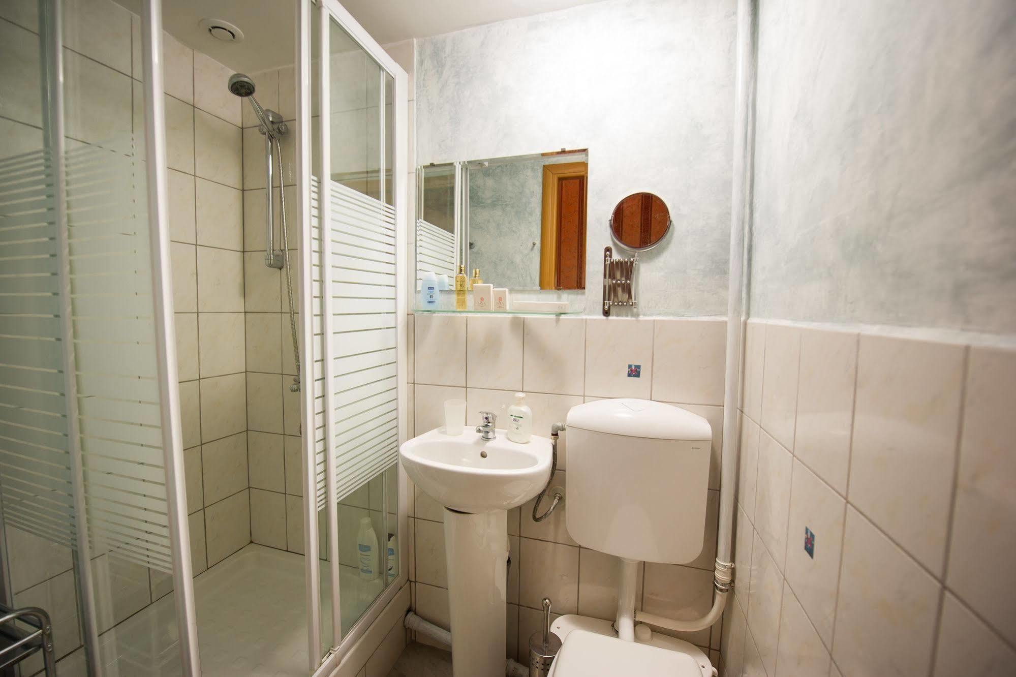 Art Domus Reale Bed & Breakfast Roma Ngoại thất bức ảnh