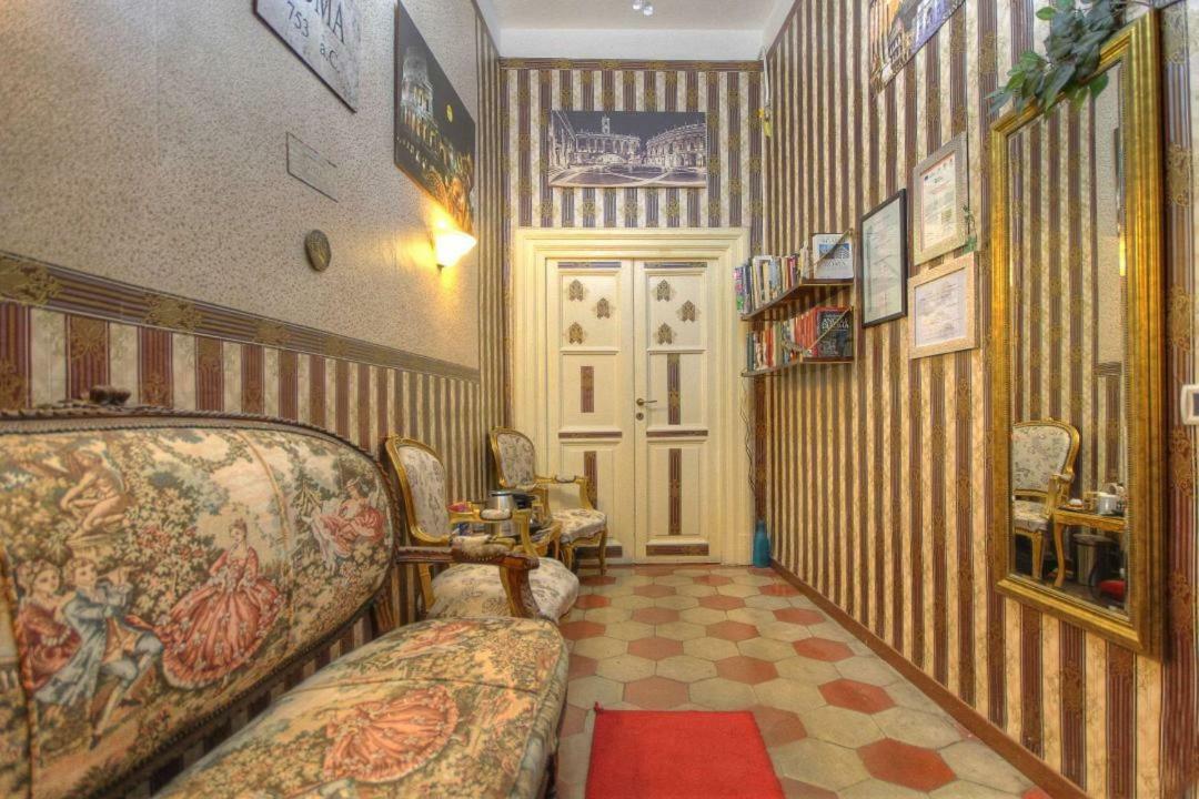 Art Domus Reale Bed & Breakfast Roma Ngoại thất bức ảnh